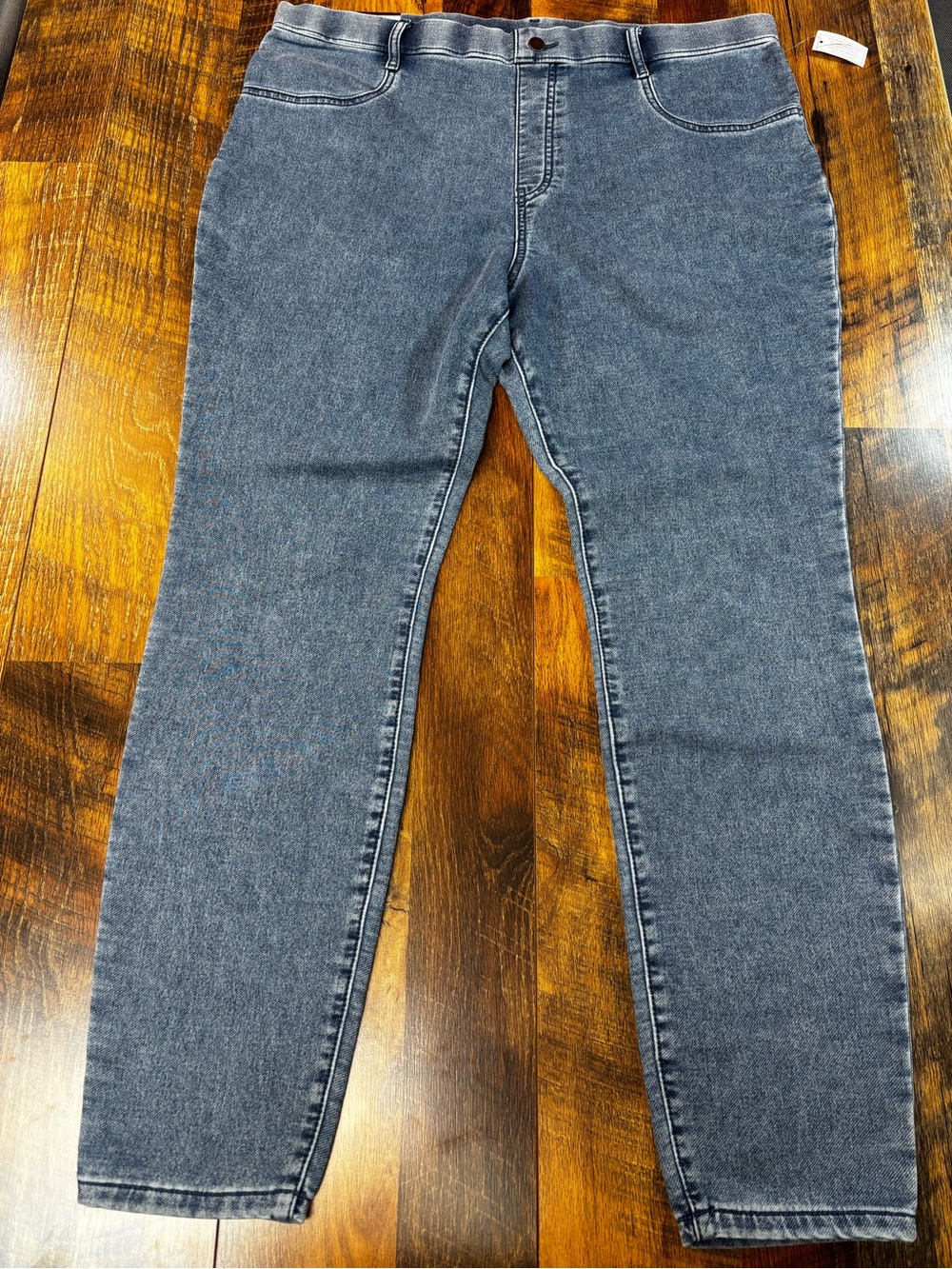 Time and Tru High Rise Skinny Pull-on Jeggings Size XXL 20 Light wash NWT